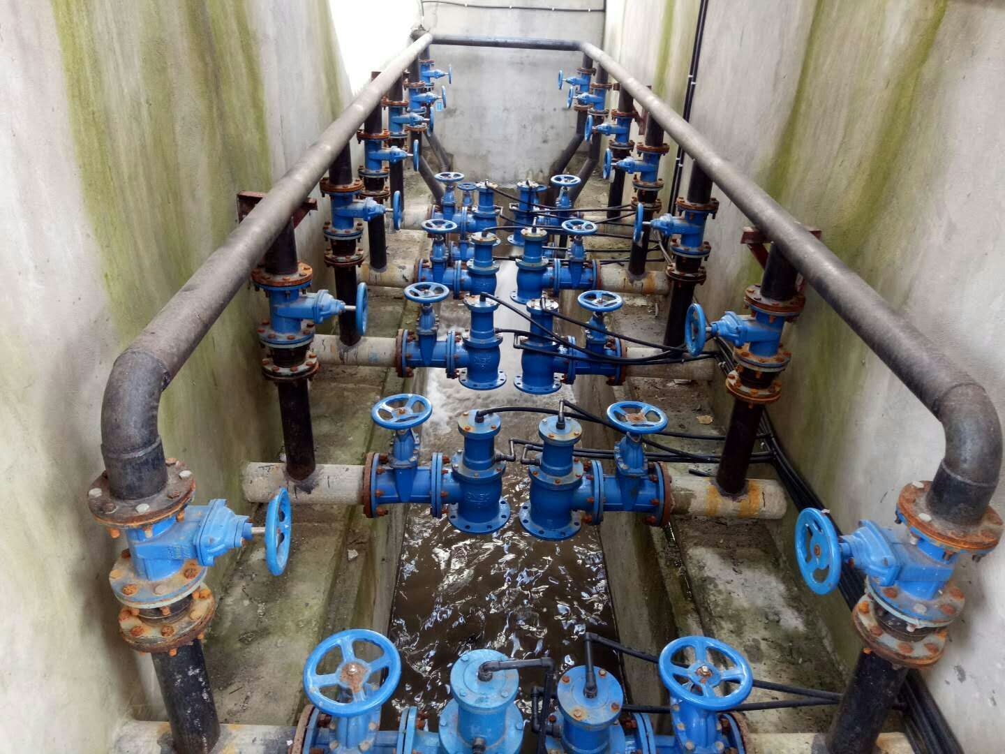 液動角式排泥閥安裝現場